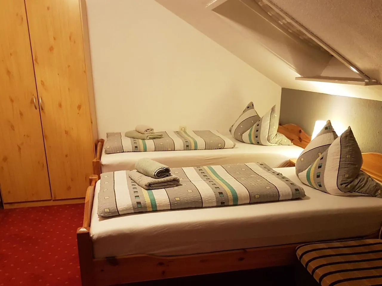 Pension Streng-Reinhardt Ostfildern Guest house